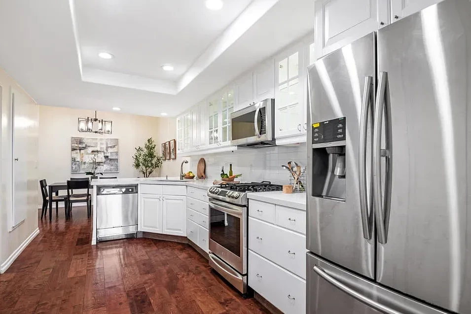 29655 Strawberry Hill Drive, Agoura Hills_03