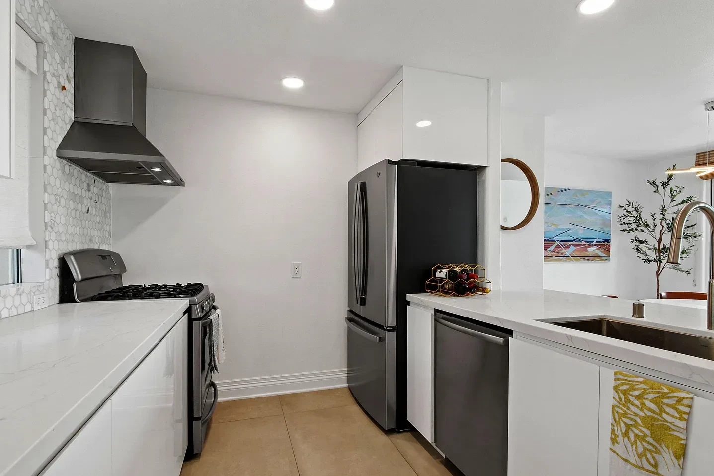 1242 9th Street, Unit 5, Santa Monica_03 copy