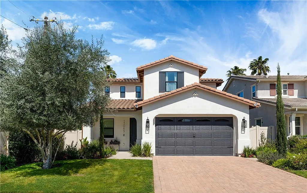 17065 Cantlay Street, Lake Balboa