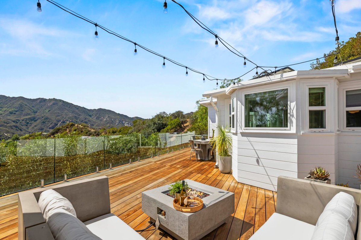 2016 Mount Prospect Dr. Topanga_04