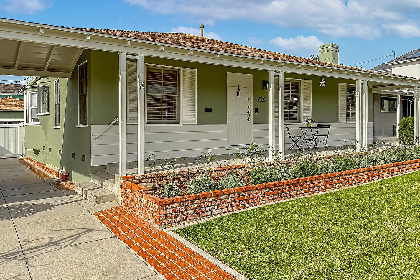 8419 Vicksburg Avenue, Los Angeles