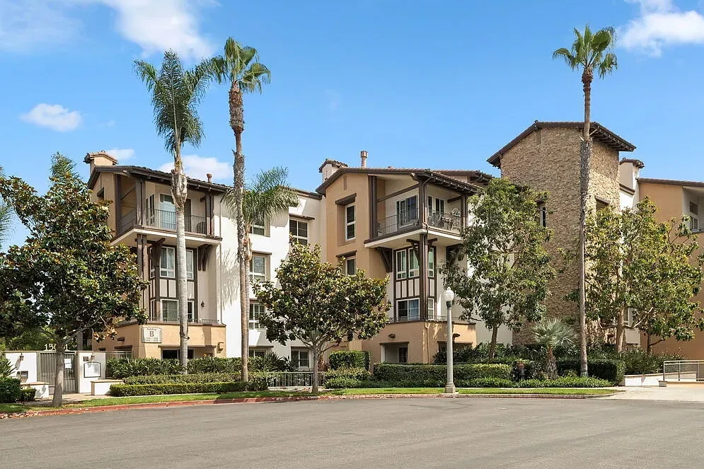 13031 Villosa Place, Unit 115, Playa Vista_01