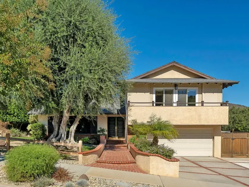 1441 Calle Hondanada, Thousand Oaks_01