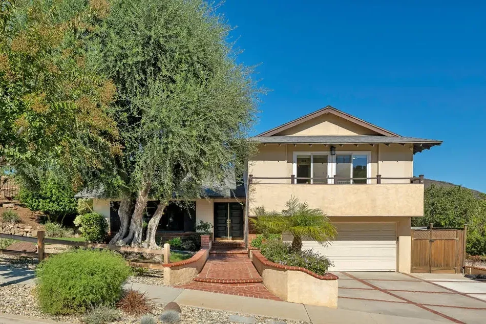 1441 Calle Hondanada, Thousand Oaks_01