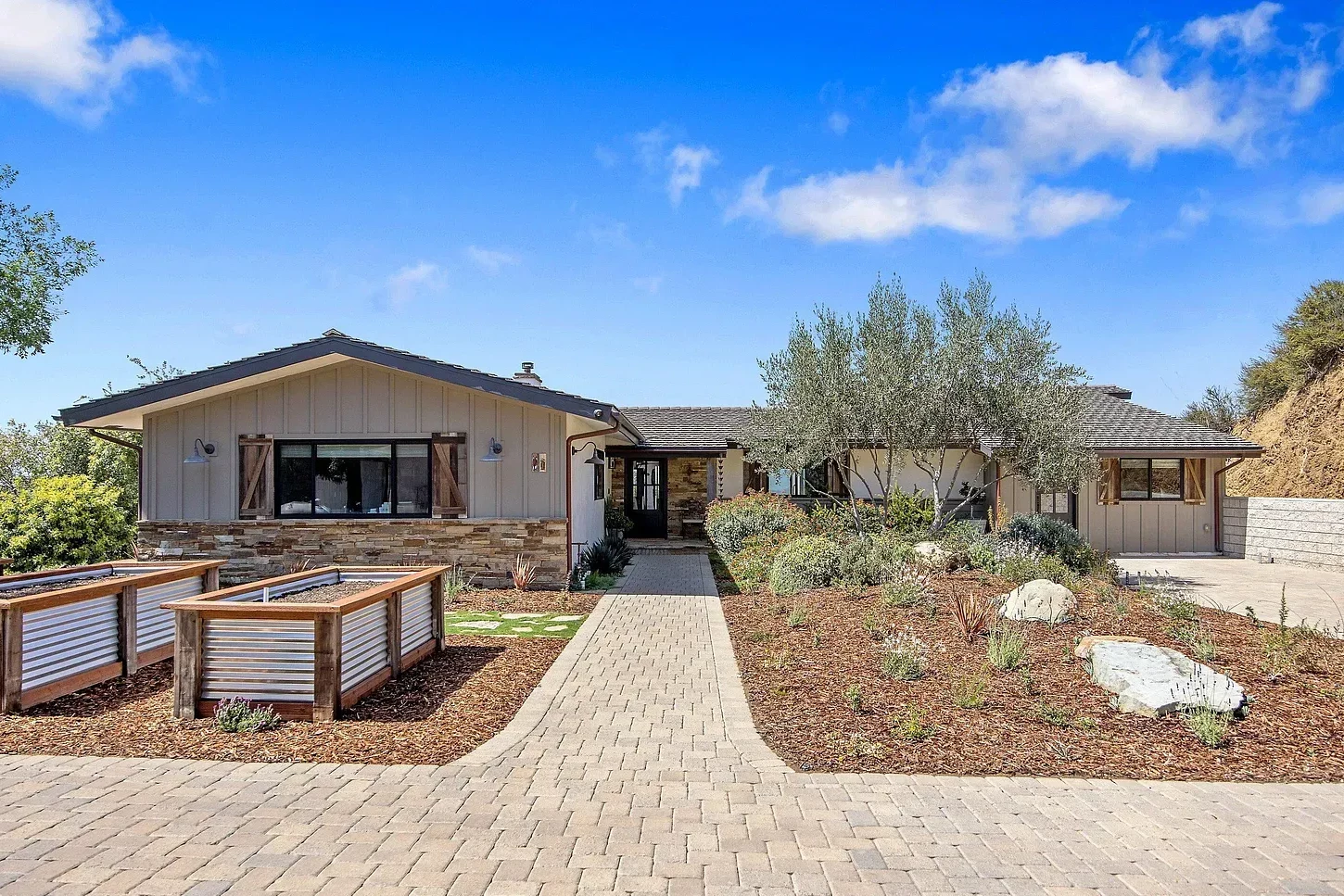 20 La Cam Road, Newbury Park_01