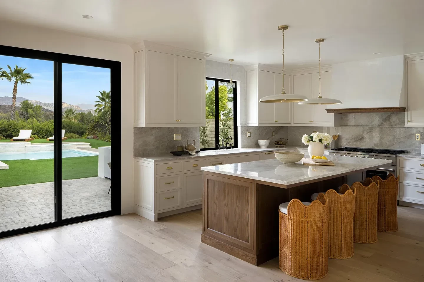 24005 Clarington Drive, West Hills_03