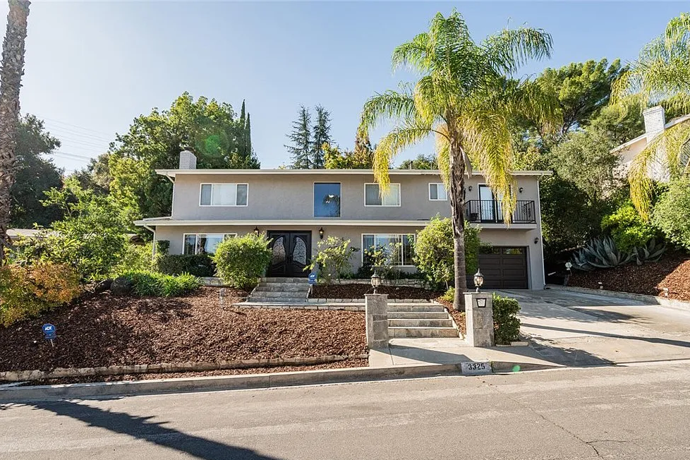 3325 Alginet Drive, Encino