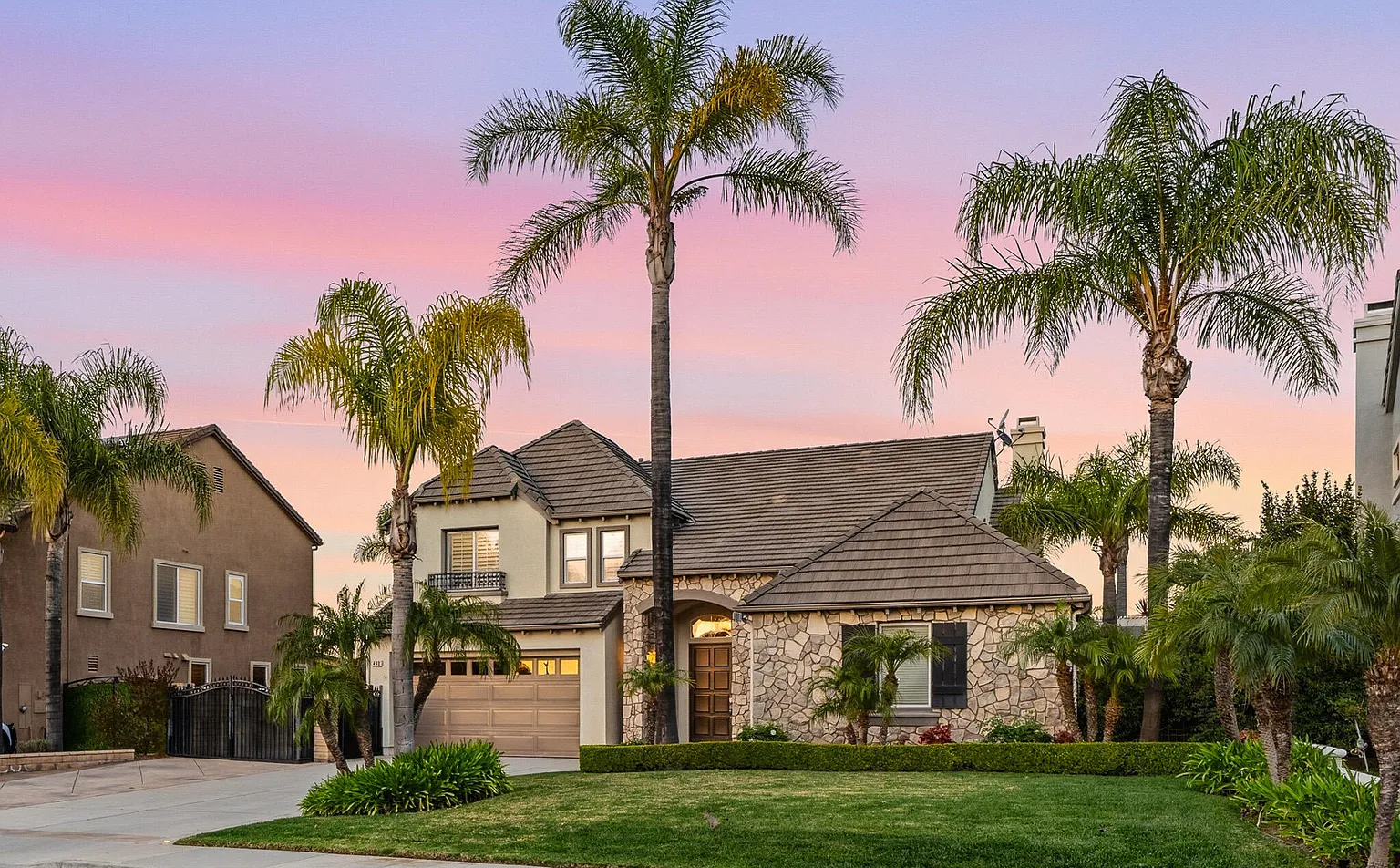 490 Peter Place, Simi Valley_01