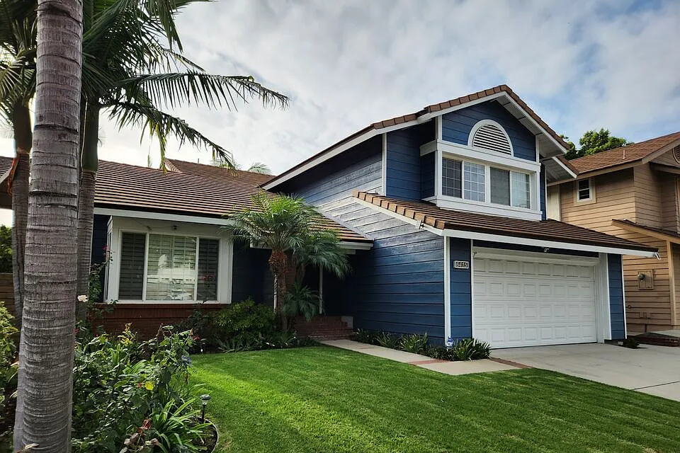 6415 Bradley Place, Los Angeles