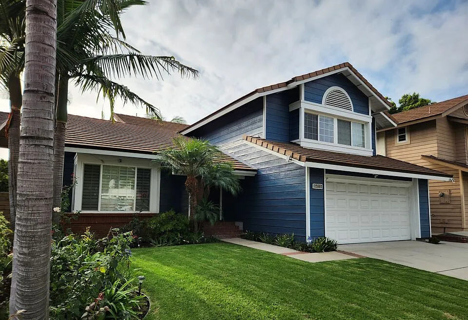 6415 Bradley Place, Los Angeles