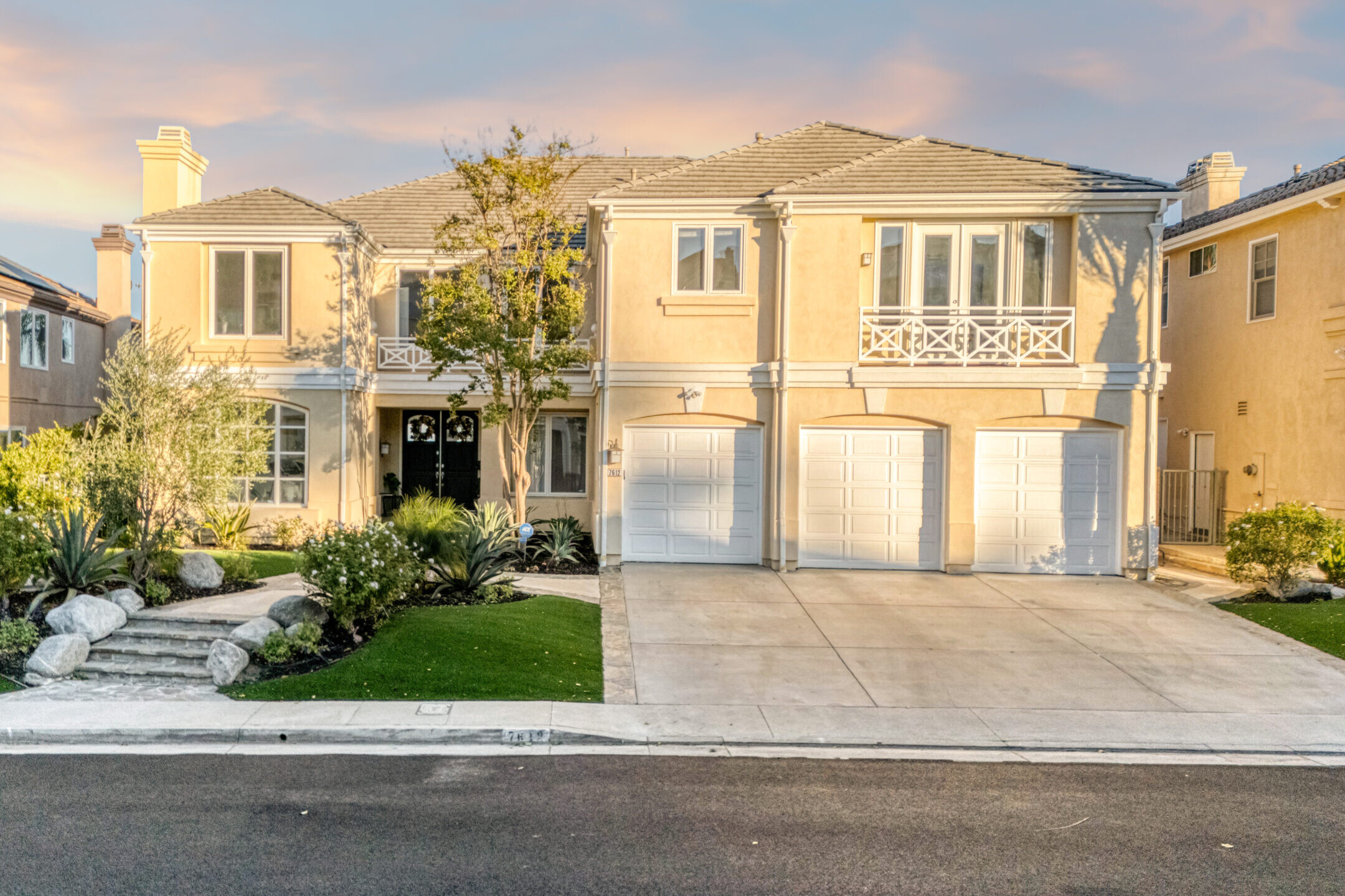 7612 Carmenita Ln. West Hills_01