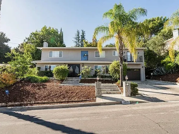 3325 Alginet Drive, Encino_01