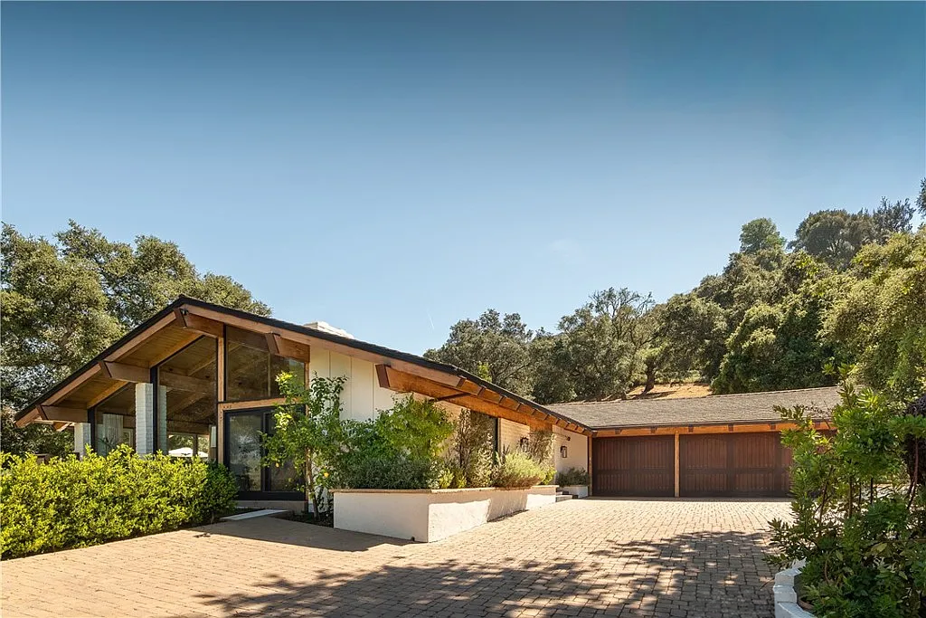 3620 River Farm Dr Westlake Village_01
