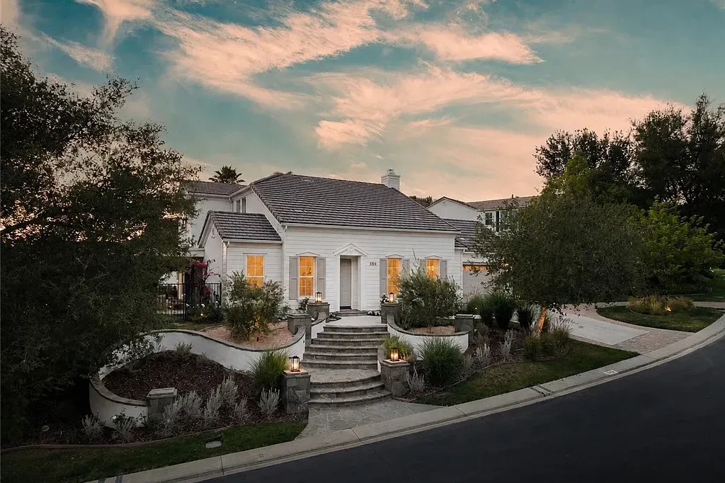 1364 Caitlyn Circle, Westlake Village_01
