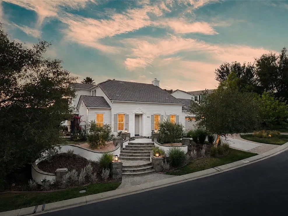 1364 Caitlyn Circle, Westlake Village_01