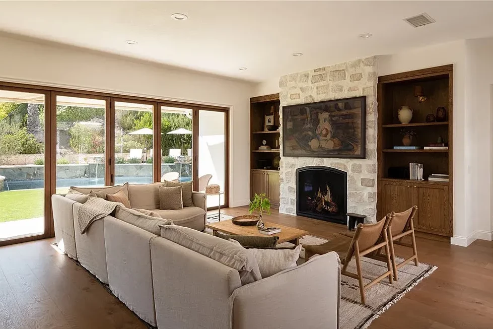 1364 Caitlyn Circle, Westlake Village_02