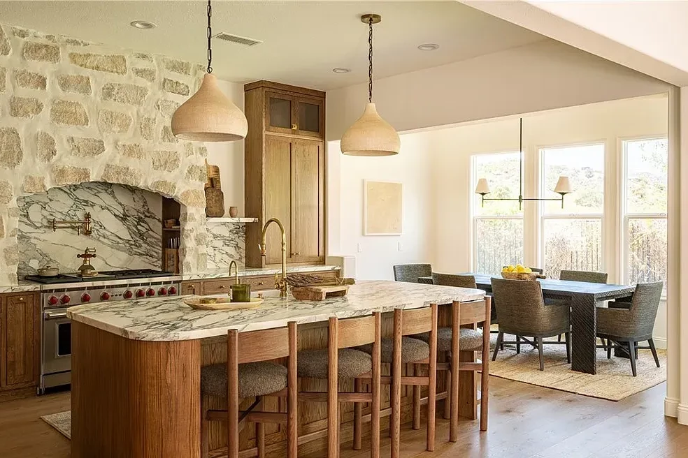1364 Caitlyn Circle, Westlake Village_03
