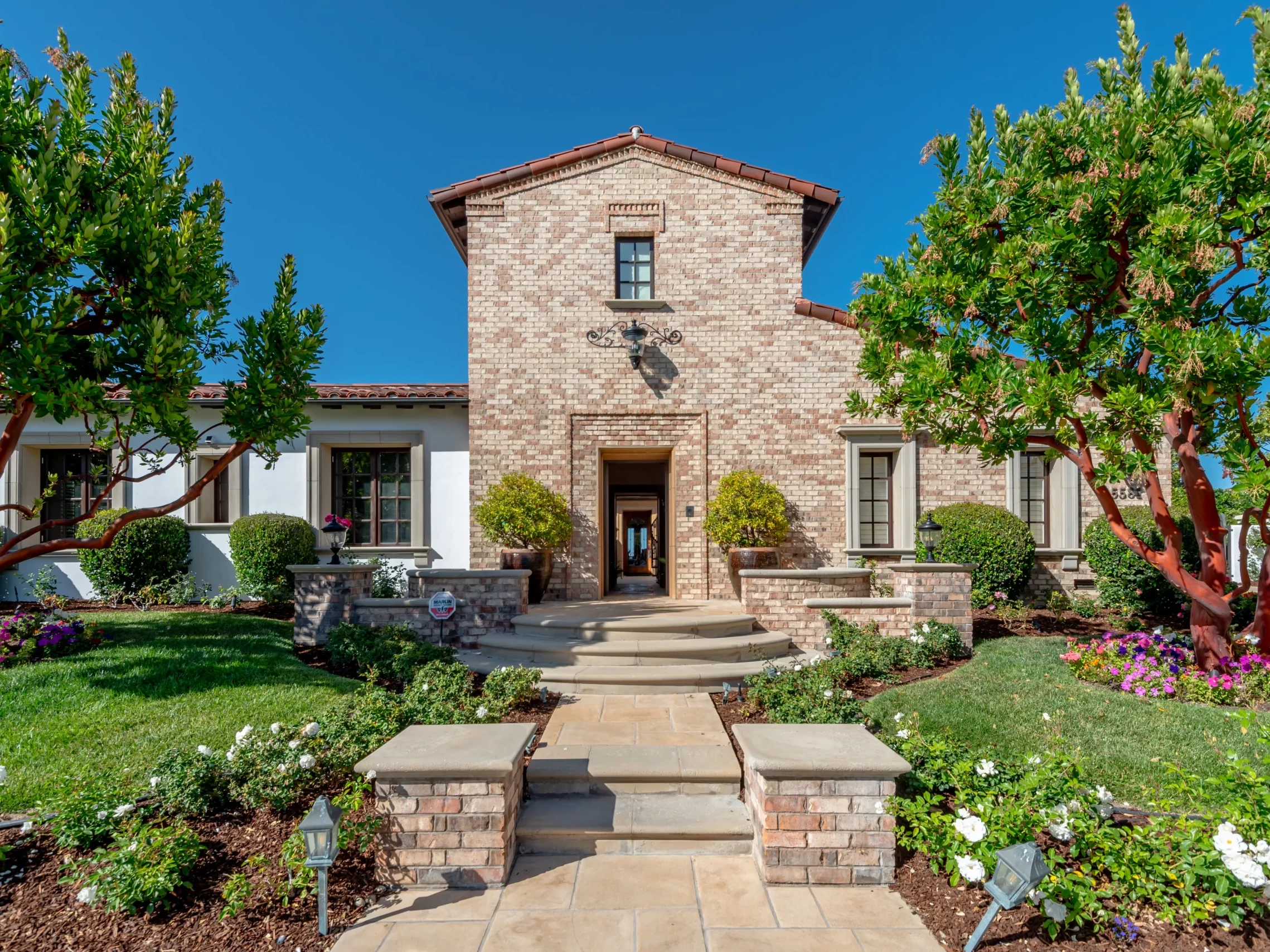 25581 Prado de Azul, Calabasas_01