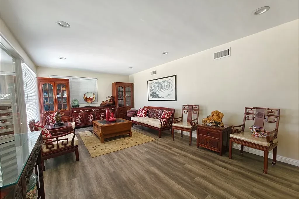 660 S Bradshawe Ave, Monterey Park_02